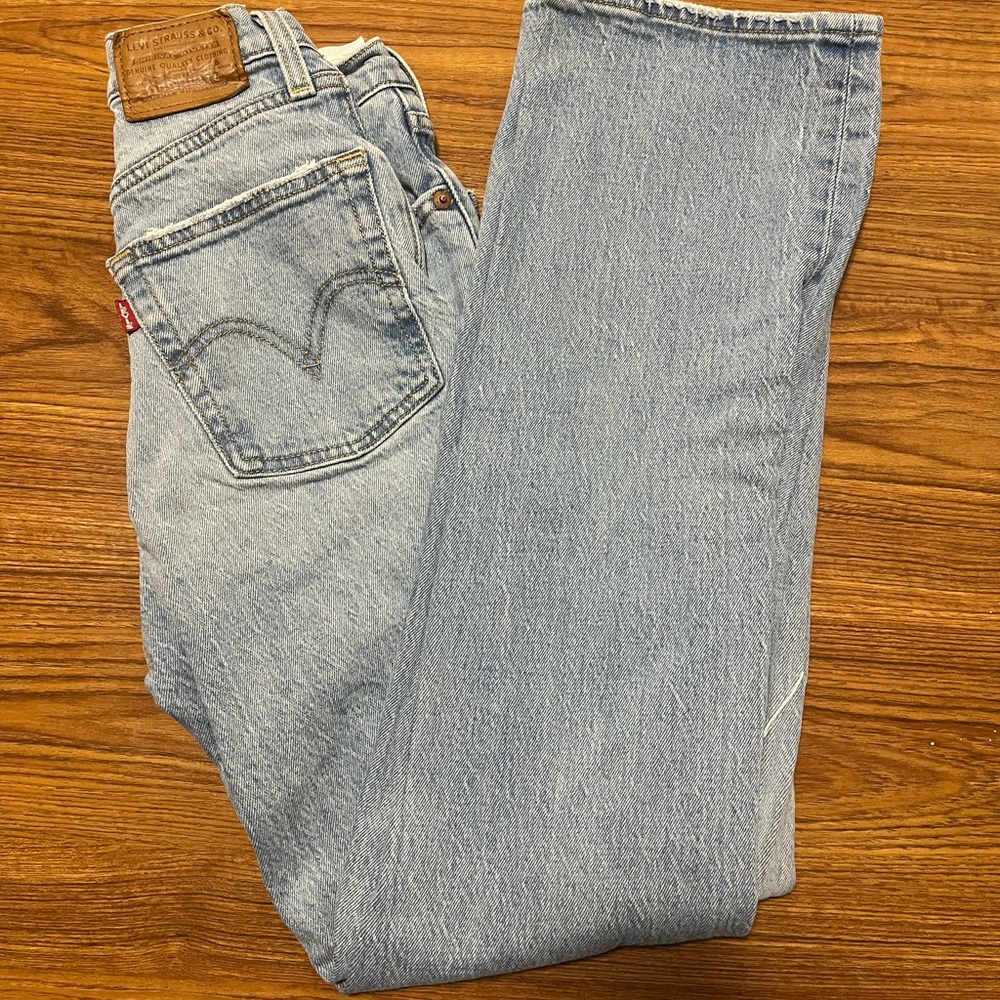 RIBCAGE STRAIGHT LEVI JEANS